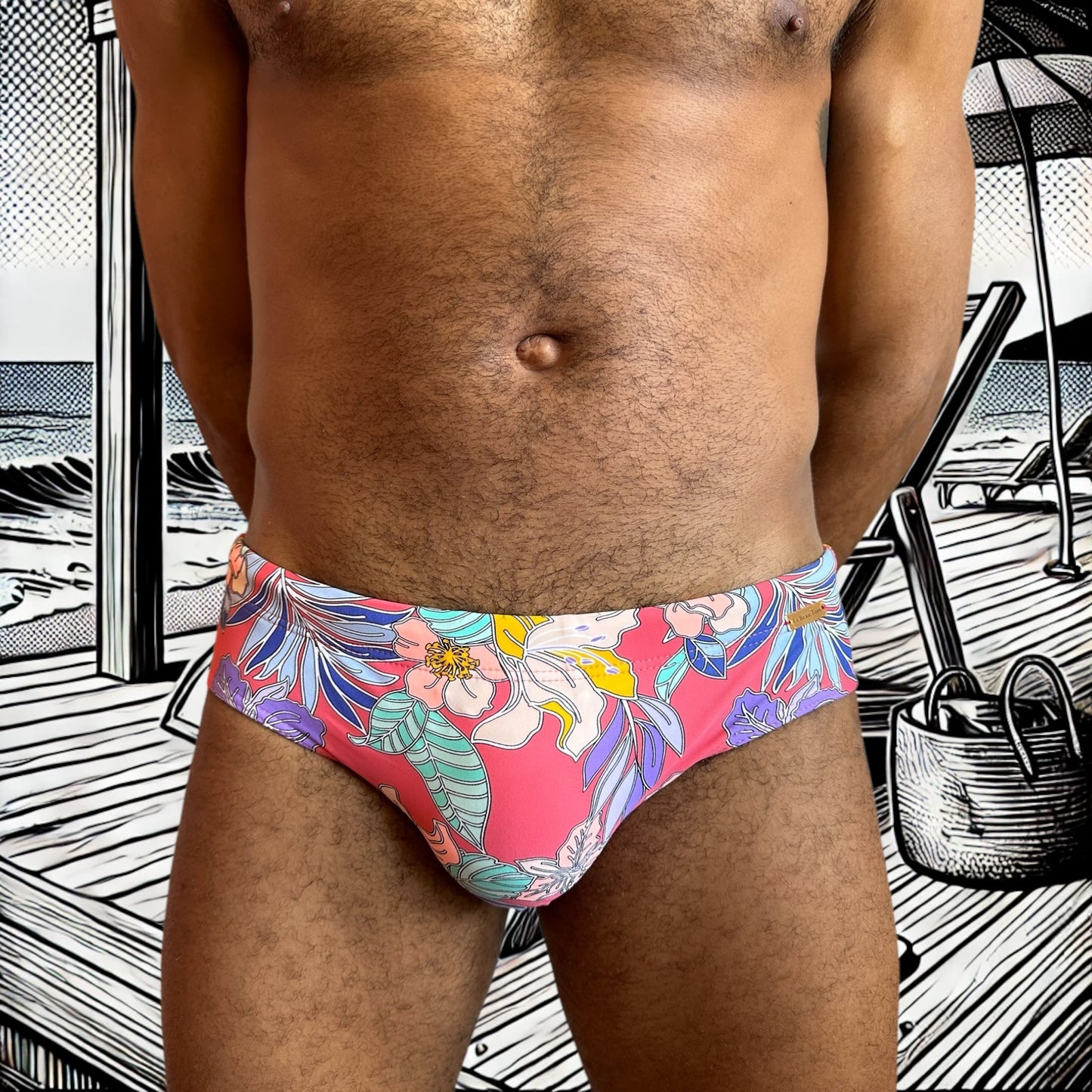 Maillot de bain homme Le Beau Tom — vue de face, coupe taille basse, confort et élégance française, fleuri, tropical, modèle Pink Paradise, vue de face