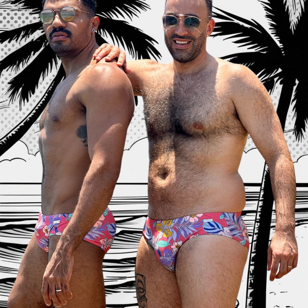 Maillot de bain homme Le Beau Tom – confortable et tendance, rose avec fleur, couple gay