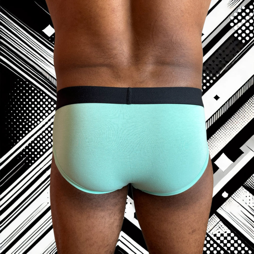 
                  
                    Slip homme Le Beau Tom - vert, confort, marque française, design lyonnais, fabrication Portugal, vue dos
                  
                